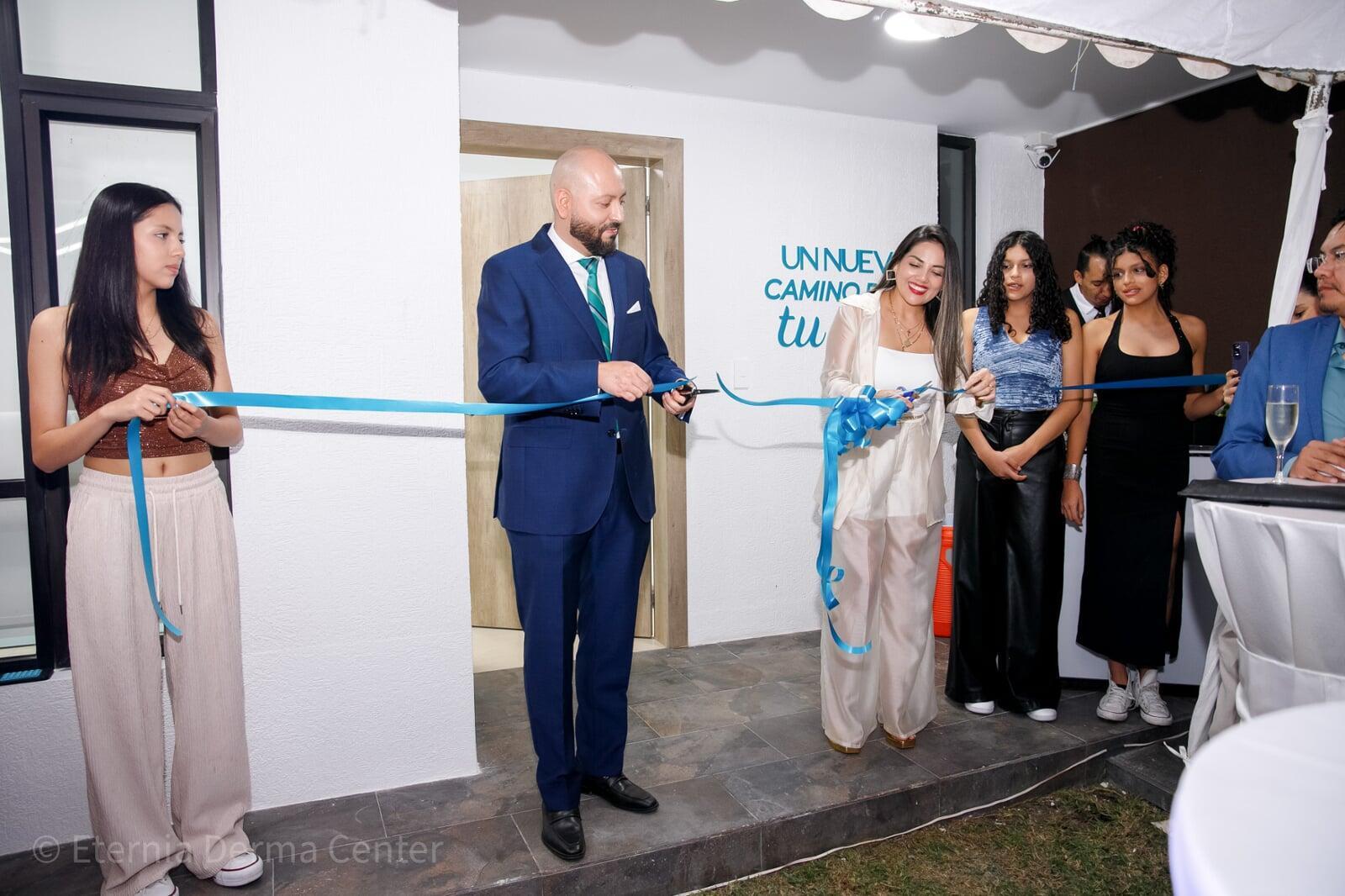 Inauguracion Eternia Cumbaya